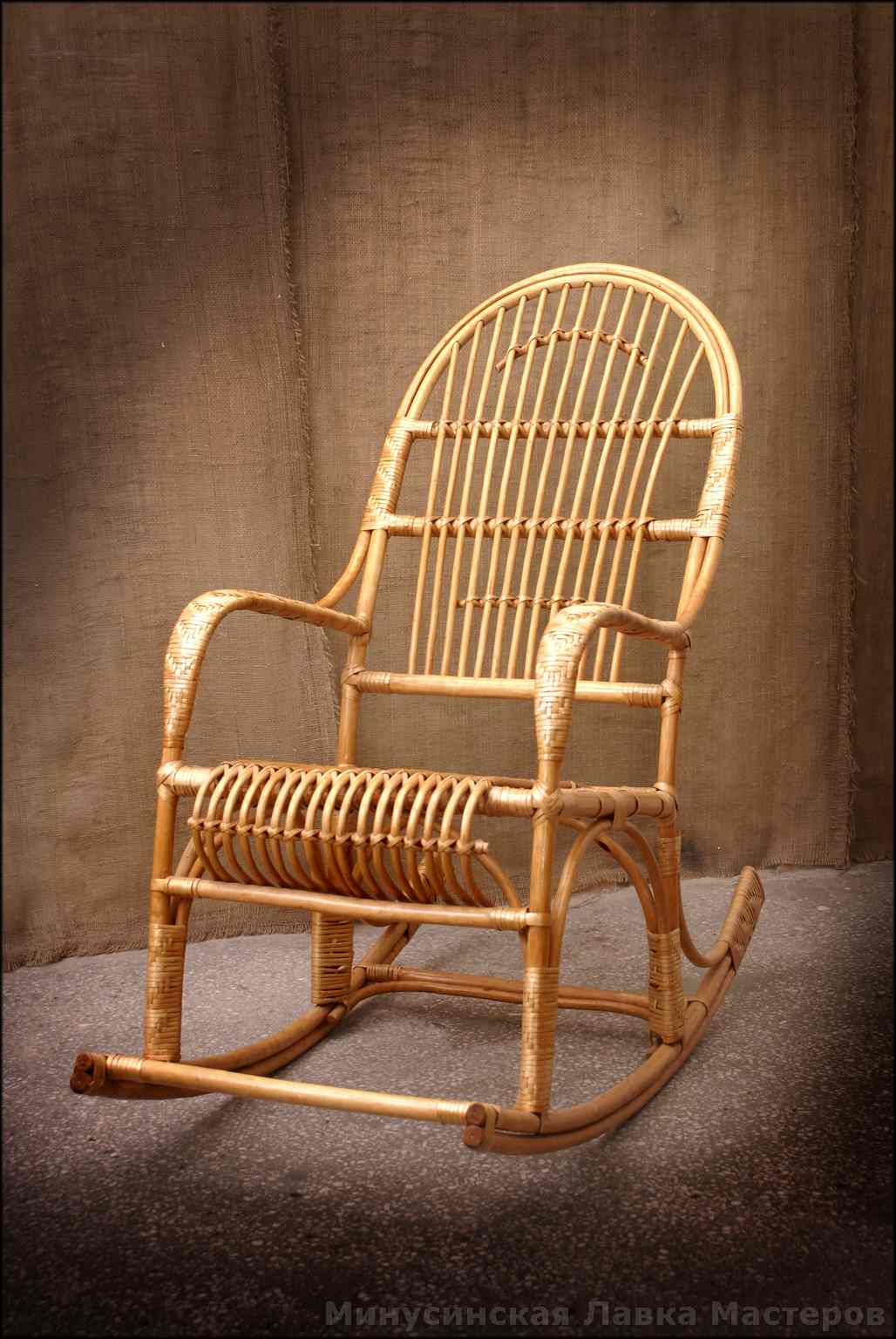 стул плетеный из лозы